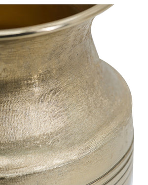 
                  
                    Mink Ribs Gold Vessel
                  
                