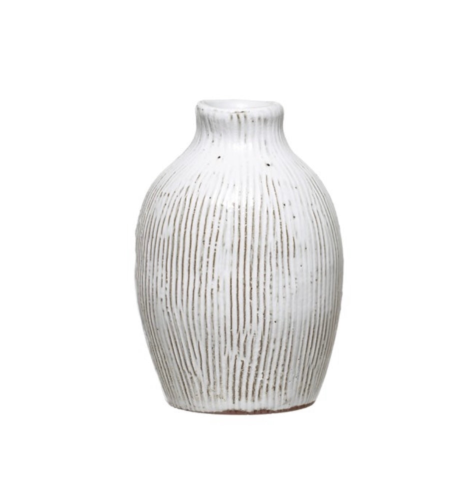 Engraved Lines White Terra-cotta vase